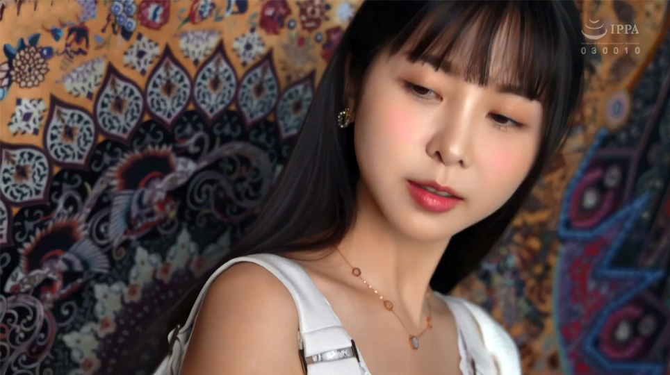 Hot Girl Taiwanese - Tiny Lu First Time Porn